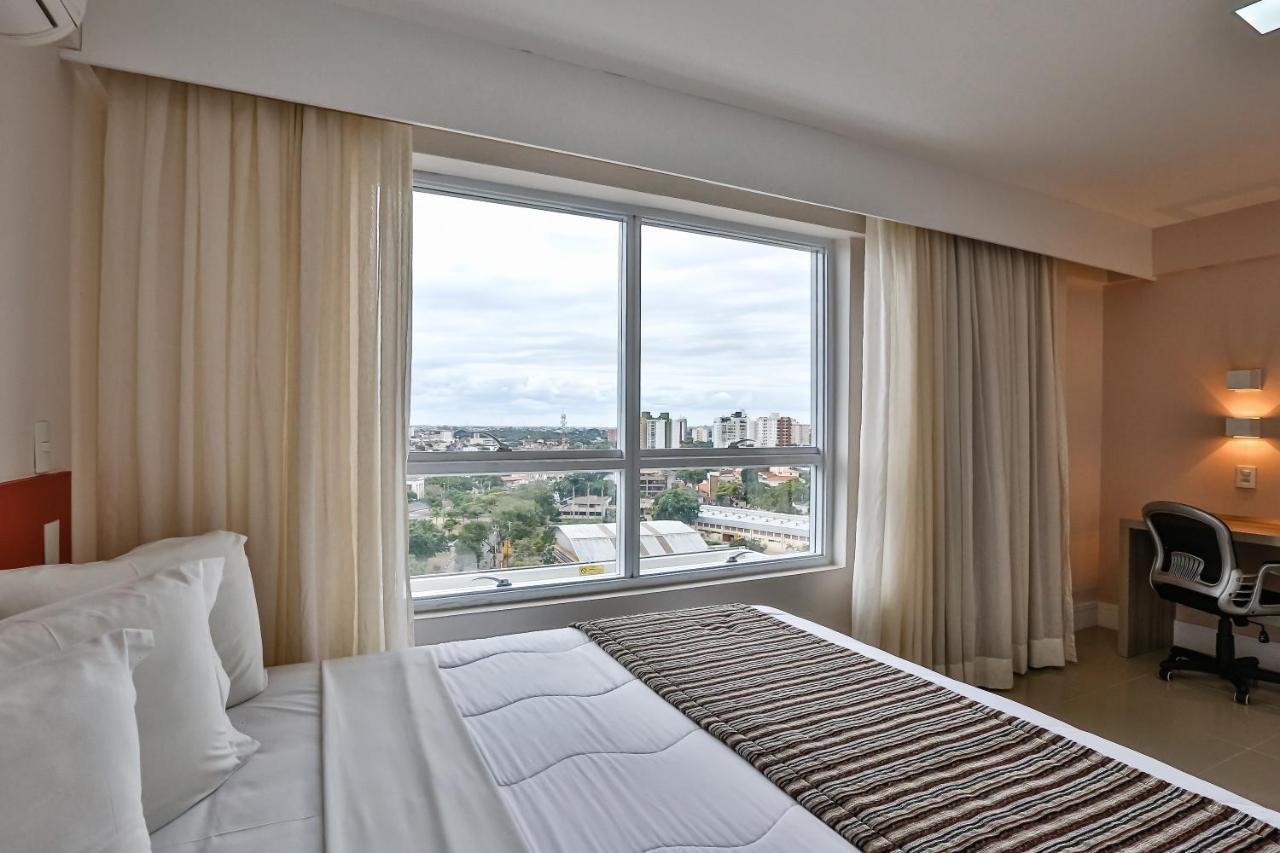 Ramada Hotel & Suites Campos Pelinca Campos dos Goytacazes Eksteriør bilde